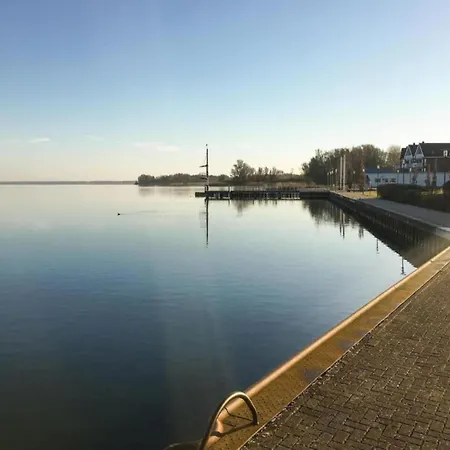 公寓 Tolles In Der Seenplatte